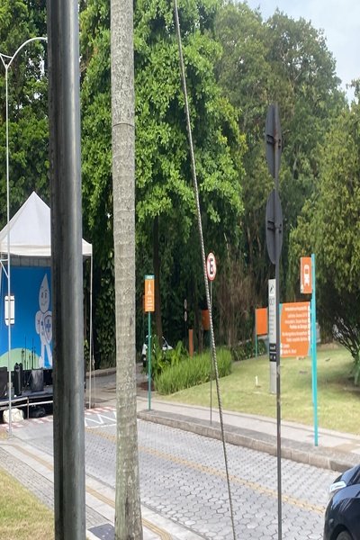 DE8F6B00-E237-4287-BD3D-DFC891072C67